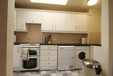 2 bed flat, Clayton Street, Newcastle Upon Tyne, Newcastle, NE15PZ - Image 2